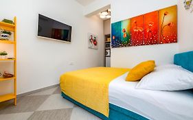 Free Parking Marli 4 - Room With Private Entrance -
